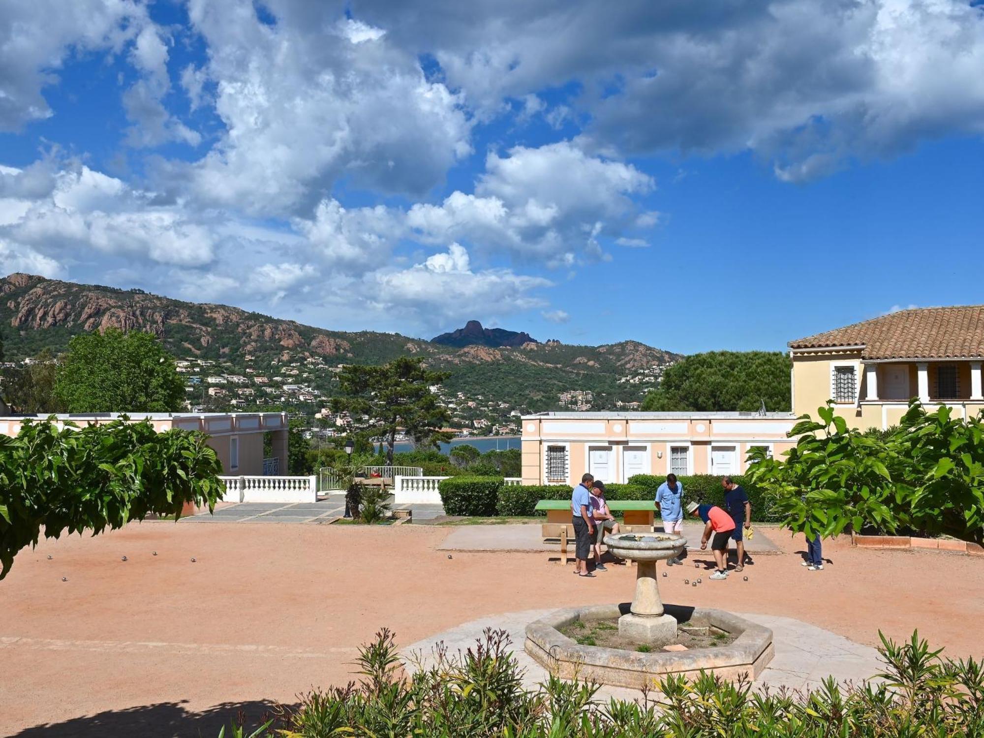 Apartment Village Cap Esterel - Le Village-40 By Interhome Saint-Raphaël Dış mekan fotoğraf
